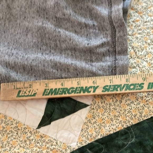 Abercrombie & Fitch mens med. heather gray  fleece shorts athleisure loungewear - Picture 7 of 8